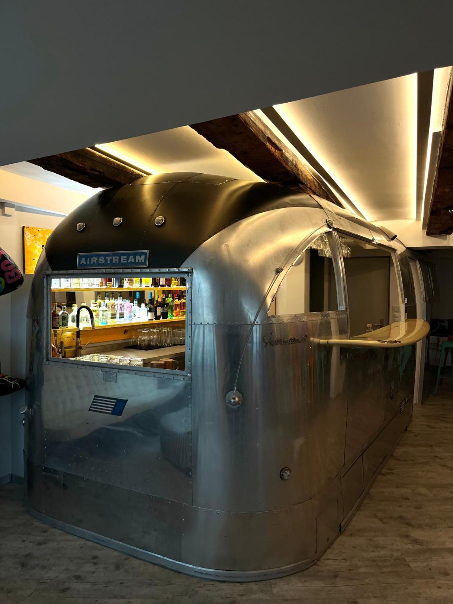 Airstream Guesthouse Basel City - Self Check-In ภายนอก รูปภาพ